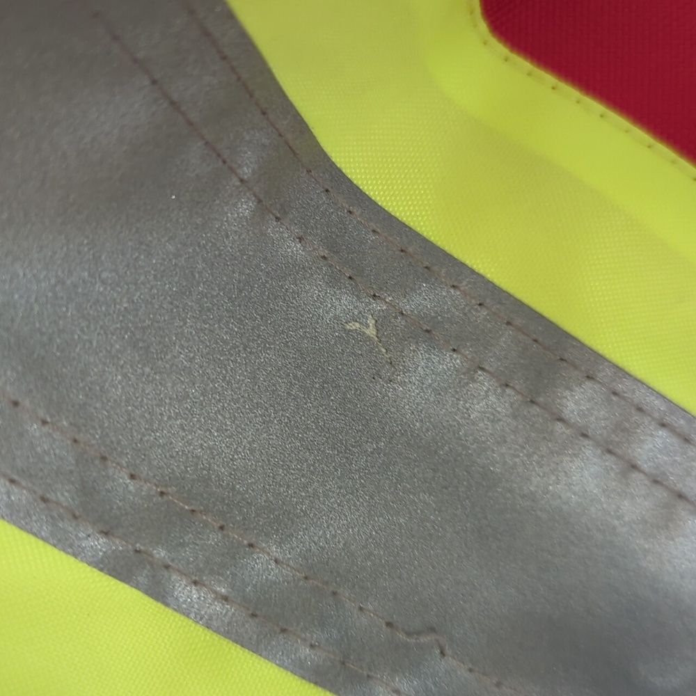 Safety Vest - Picture 5 of 7